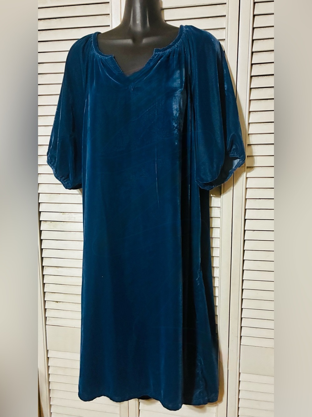 Old Navy deep Teal blue Velvet Midi Dress
